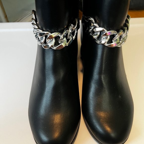 NWT Lane Bryant Ankle Boot 10.5 WW Dream Cloud Chain Link - Picture 1 of 6